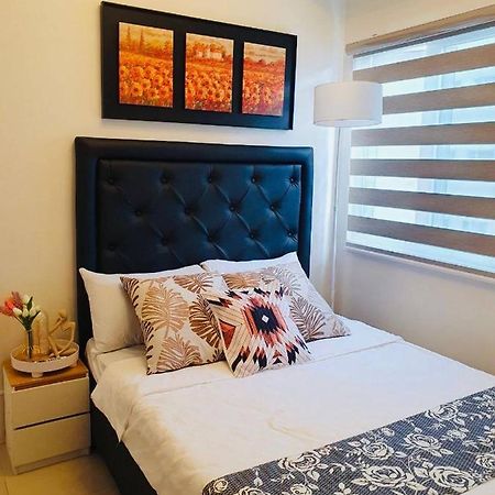 2 Bedroom Condo Vine Residences Quezon City With Pool Wifi Karaoke Board Games Netflix Luaran gambar