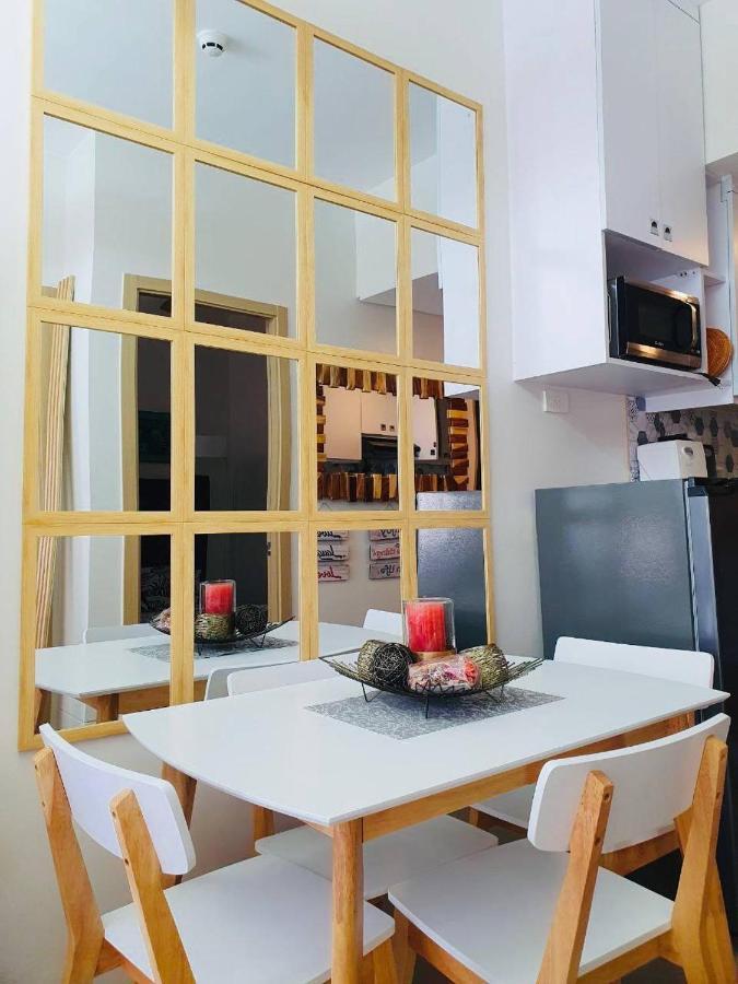 2 Bedroom Condo Vine Residences Quezon City With Pool Wifi Karaoke Board Games Netflix Luaran gambar