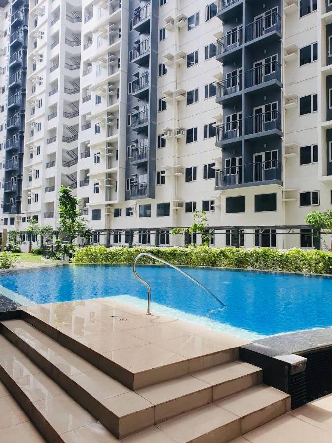 2 Bedroom Condo Vine Residences Quezon City With Pool Wifi Karaoke Board Games Netflix Luaran gambar