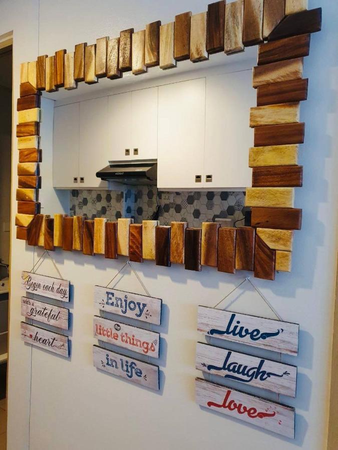 2 Bedroom Condo Vine Residences Quezon City With Pool Wifi Karaoke Board Games Netflix Luaran gambar