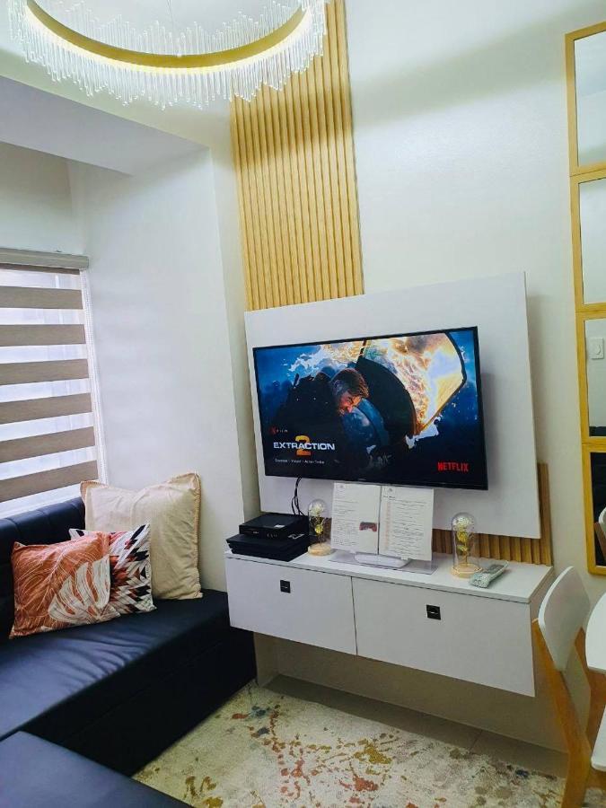 2 Bedroom Condo Vine Residences Quezon City With Pool Wifi Karaoke Board Games Netflix Luaran gambar